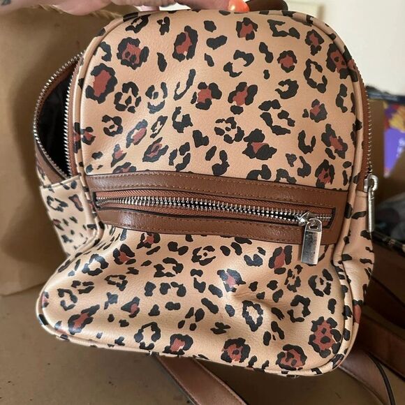 Wild Fable Mini Dome Backpack in Leopard Print EUC - Picture 1 of 3